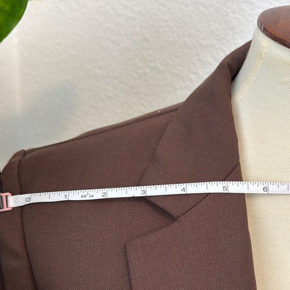 Aritzia Babaton Brown Blazer - Picture 4 of 14